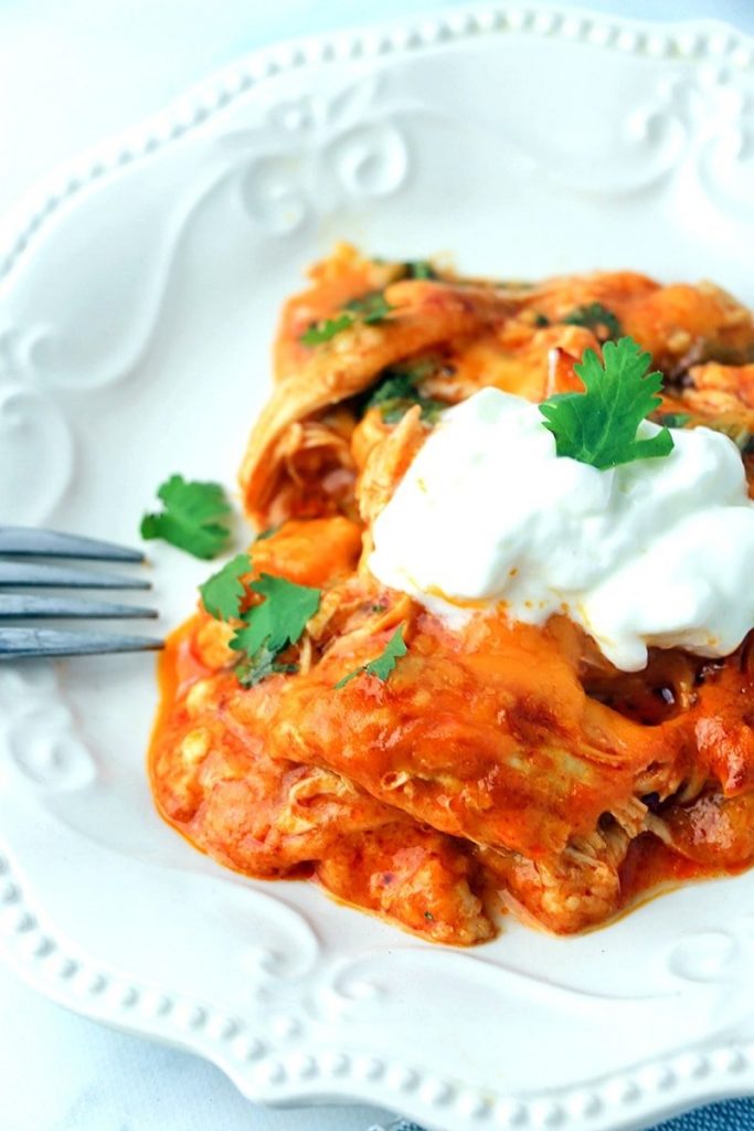 keto low carb chicken enchilada casserole